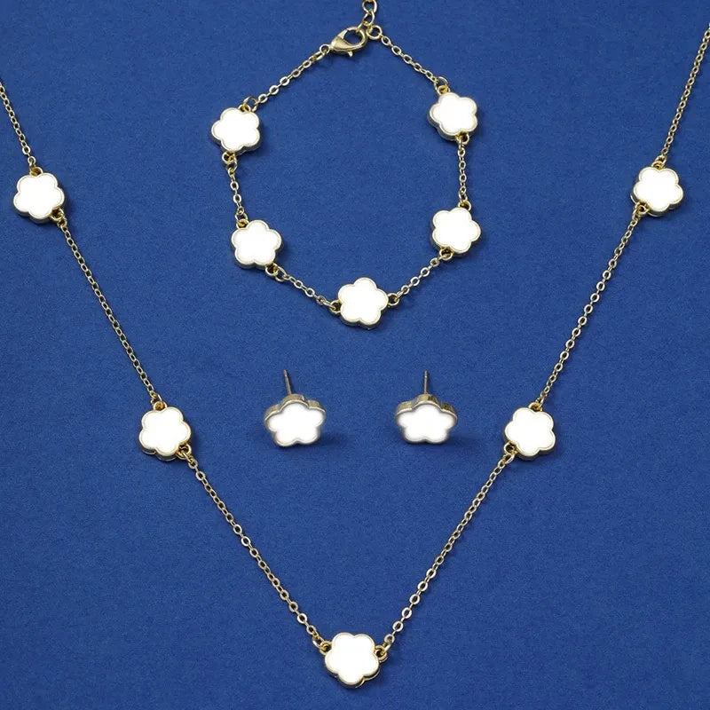 Five-leaf Clover Bracelet Earrings Necklace Three-piece set for woman Stylish Accessories Party Jewelry