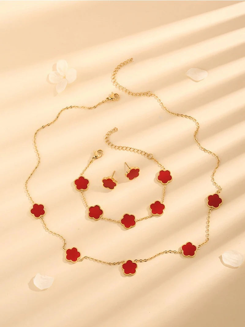 Five-leaf Clover Bracelet Earrings Necklace Three-piece set for woman Stylish Accessories Party Jewelry