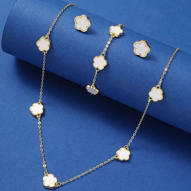 Five-leaf Clover Bracelet Earrings Necklace Three-piece set for woman Stylish Accessories Party Jewelry